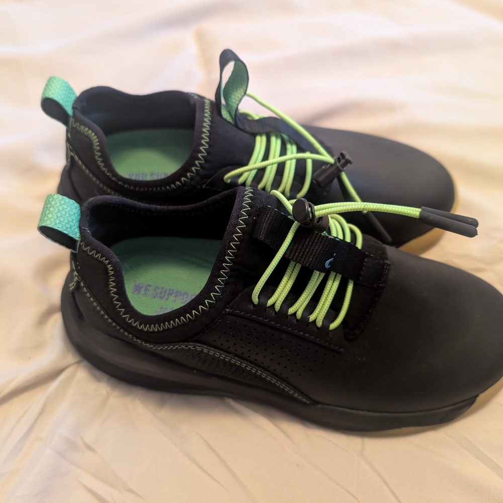 New Limited Edition Clove Lunar Fade Healthcare/Nursing Sneakers 5W